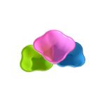 Scalloped plastic bowls, assorted bright colors
